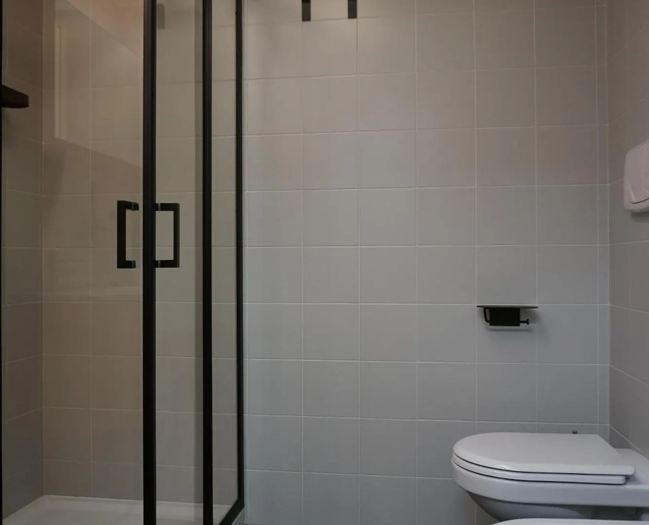 Milan Space Loft - Apartment Close To M5 Subway - Free Parking - Sky & Netflix Tv Italia